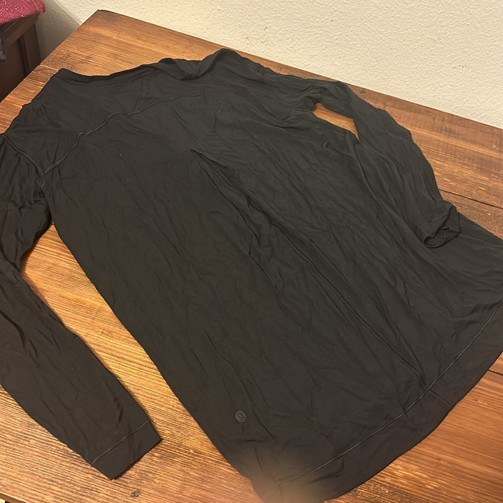 Lululemon long sleeve - Picture 2 of 6